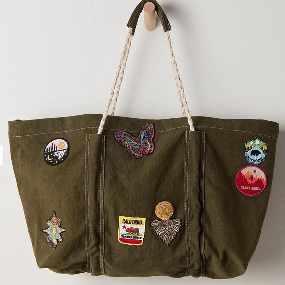 Free People Been There Badge Tote NWT $148R - Picture 1 of 5